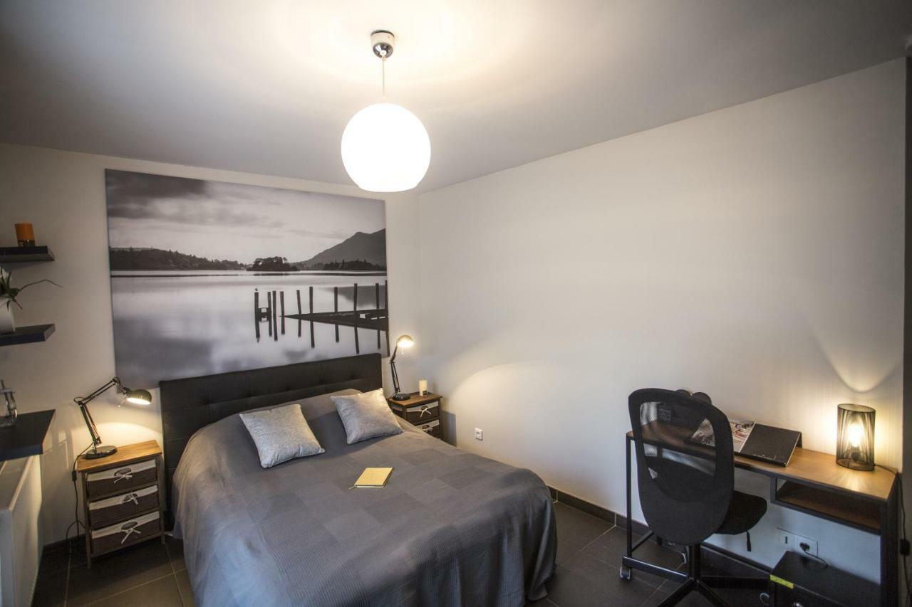 Les Tresors De Lizzie Hotel Coutras Esterno foto